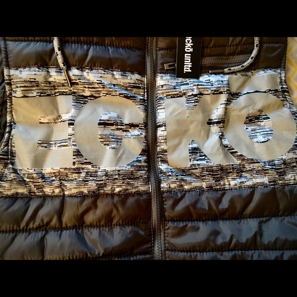 *NWT* Ecko puffer hooded vest - Picture 3 of 5
